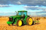 tractor_ocaso_2.jpg tractor_ocaso_2.jpg